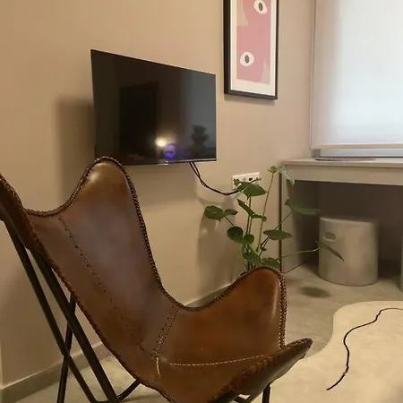 Aesthetic Central Studio