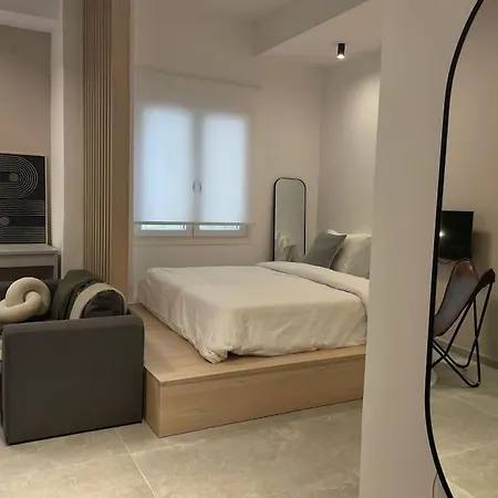 Aesthetic Central Studio *